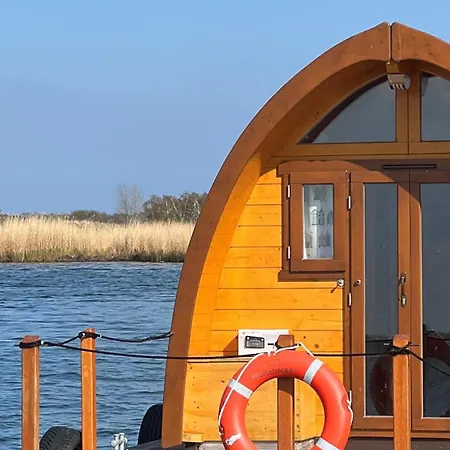 Hotel na wodzie Hausboot Stoertebecker Gager